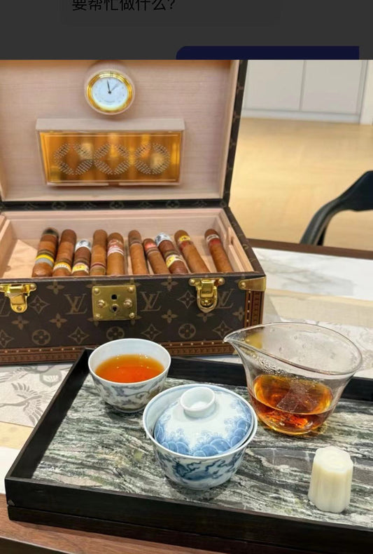 Tea and Cigars: The Perfect Combination of Two Sophisticated Lifestyles